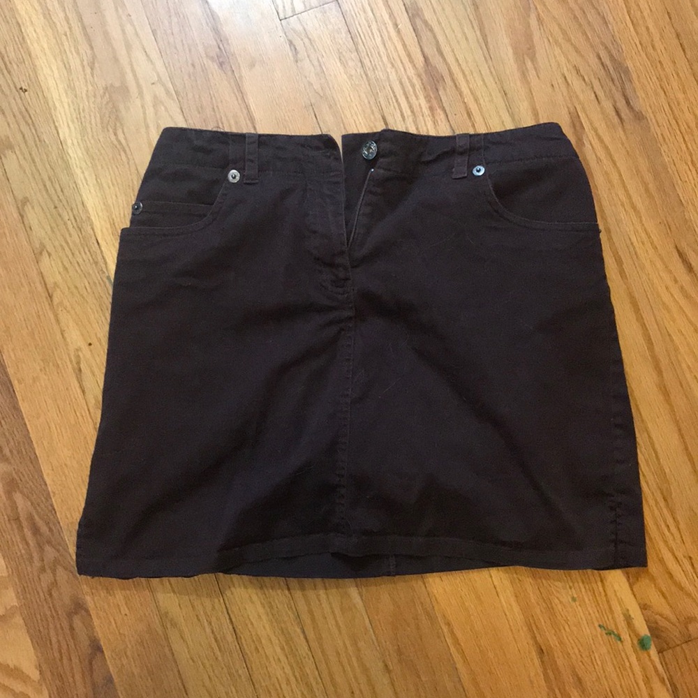 Brown skirt with pockets